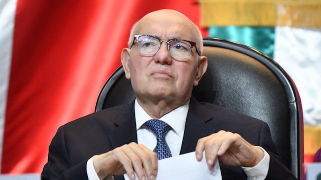 David Colmenares va por la reelección en la ASF