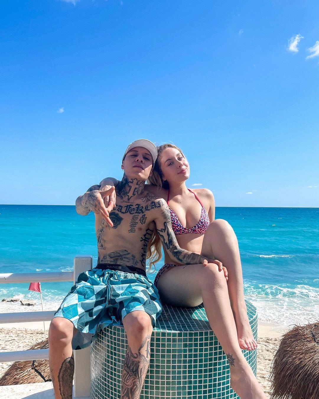 Maya Nazor y Santa Fe Klan