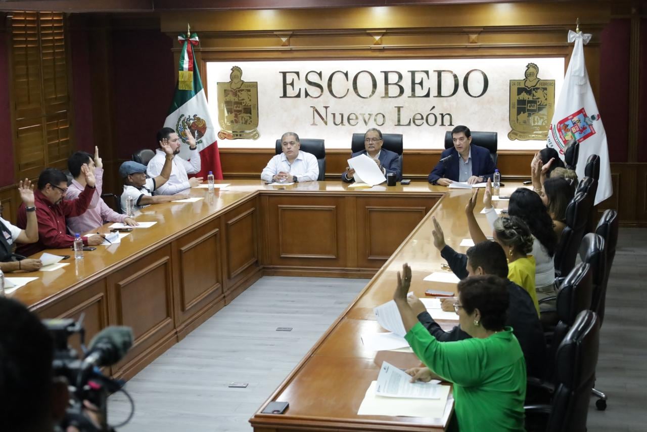 Escobedo garantiza continuidad de gobierno con Manuel Meza al frente.