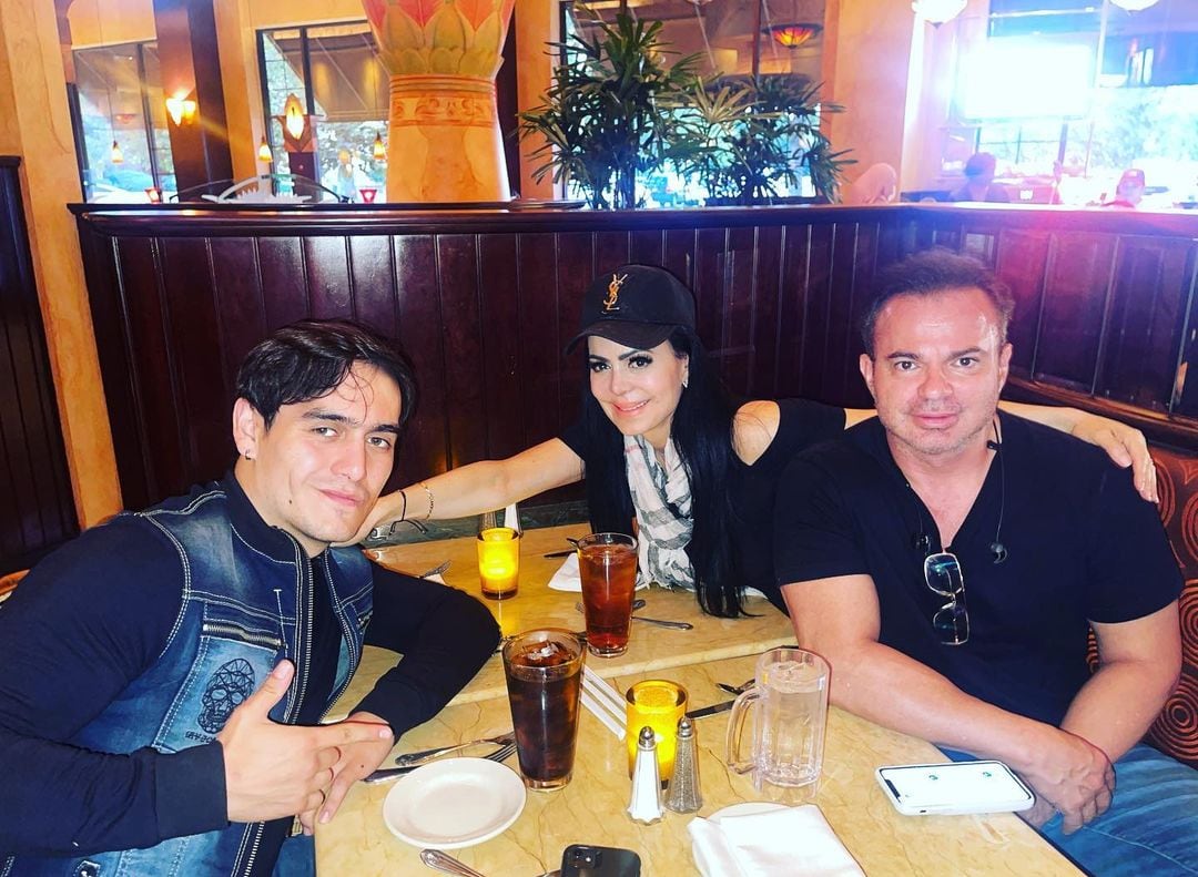 Maribel Guardia, Julián Figueroa y Marco Chacón.