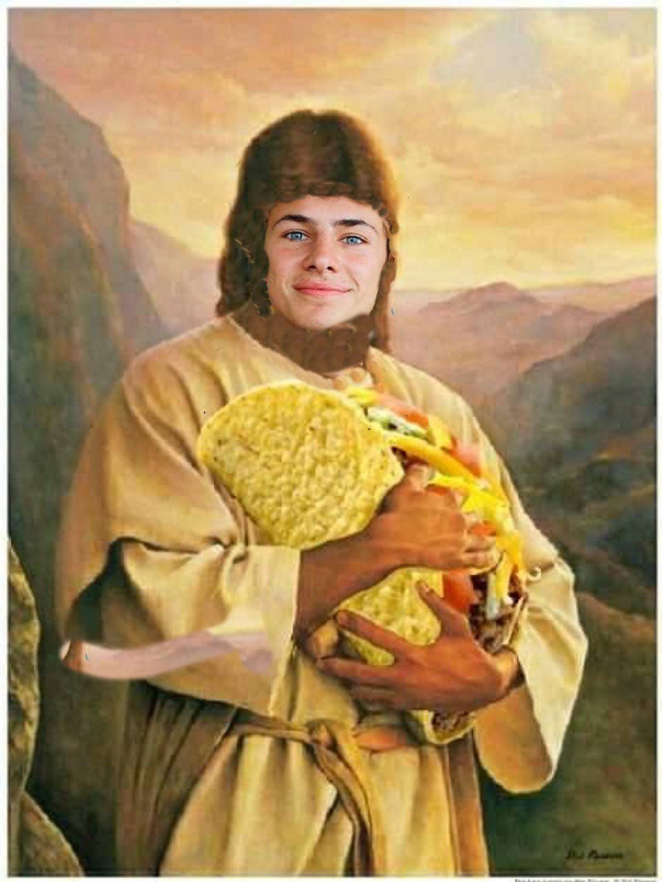 Juanpa Zurita como el Dios de los tacos.