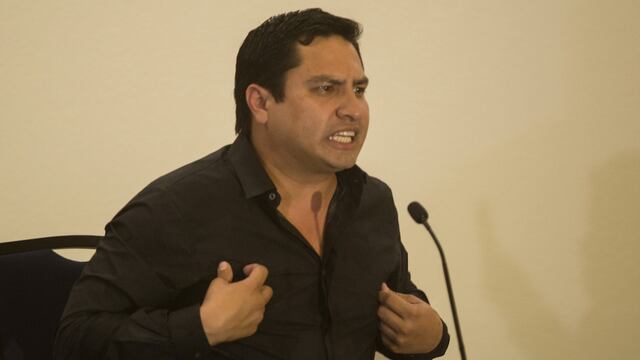 JUlión Álvarez