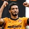 Raúl Jiménez anota de penalti en el triunfo de los Wolves