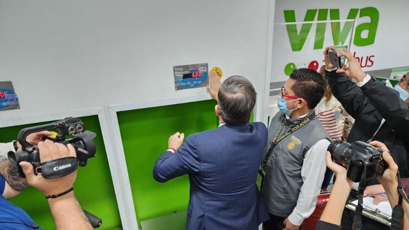 Titular de Profeco encabeza operativos contra aerolíneas