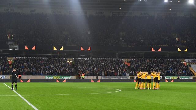 Los Wolves sacaron el triunfo ante su afición