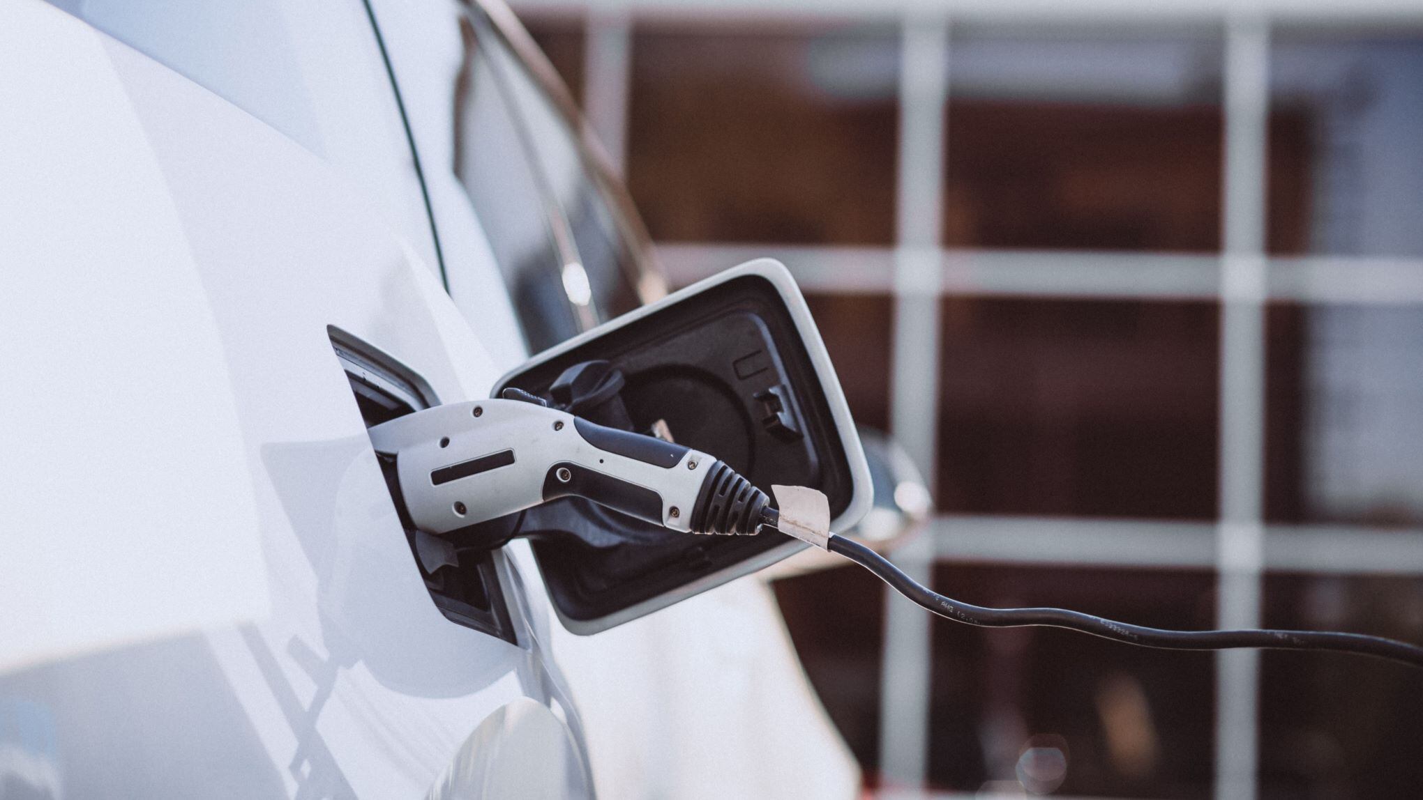 Cables de carga en autos eléctrico