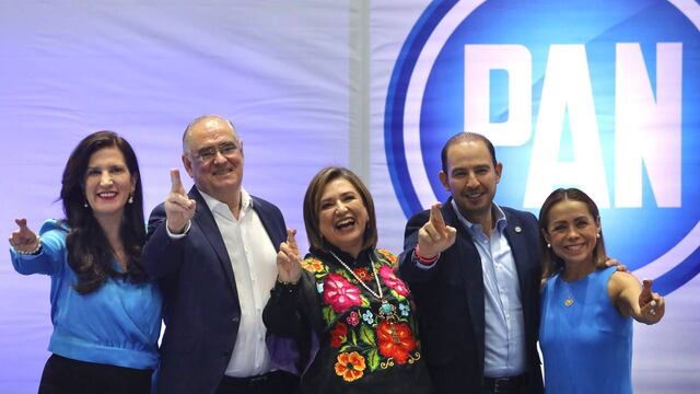 Xóchitl Gálvez con líderes del PAN en Reunión Plenaria