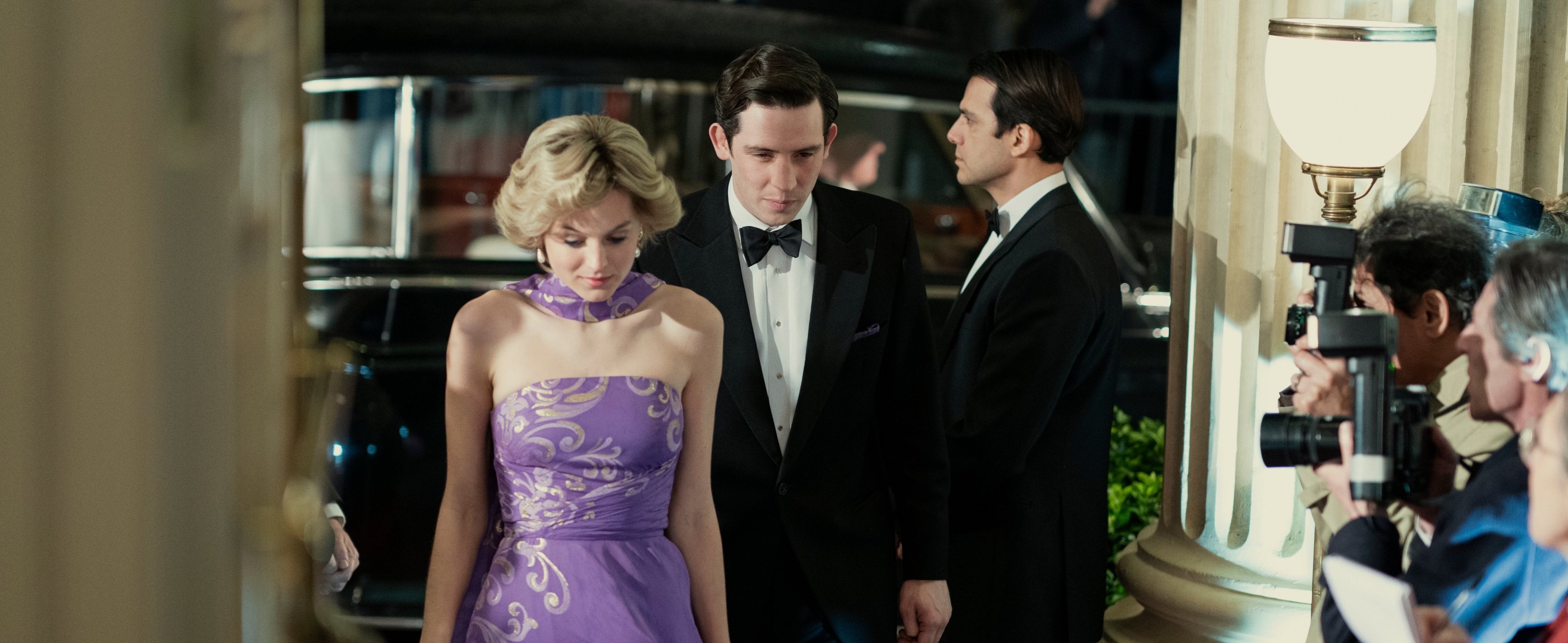 Lady Di y el Príncipe Carlos en 'The Crown'