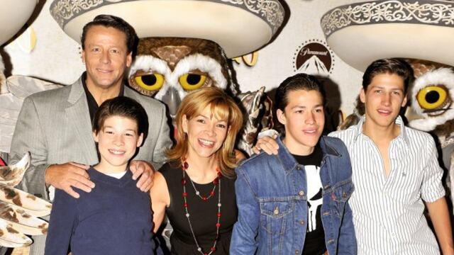 Alfredo Adame y sus hijos