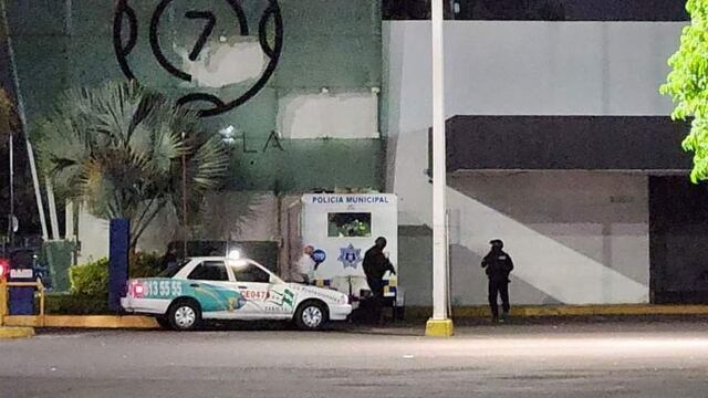 Atacan caseta de policía en Celaya y muere una mujer policía