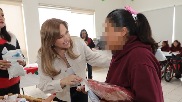 Ceci Arellano en el albergue "Casa de Ángeles"