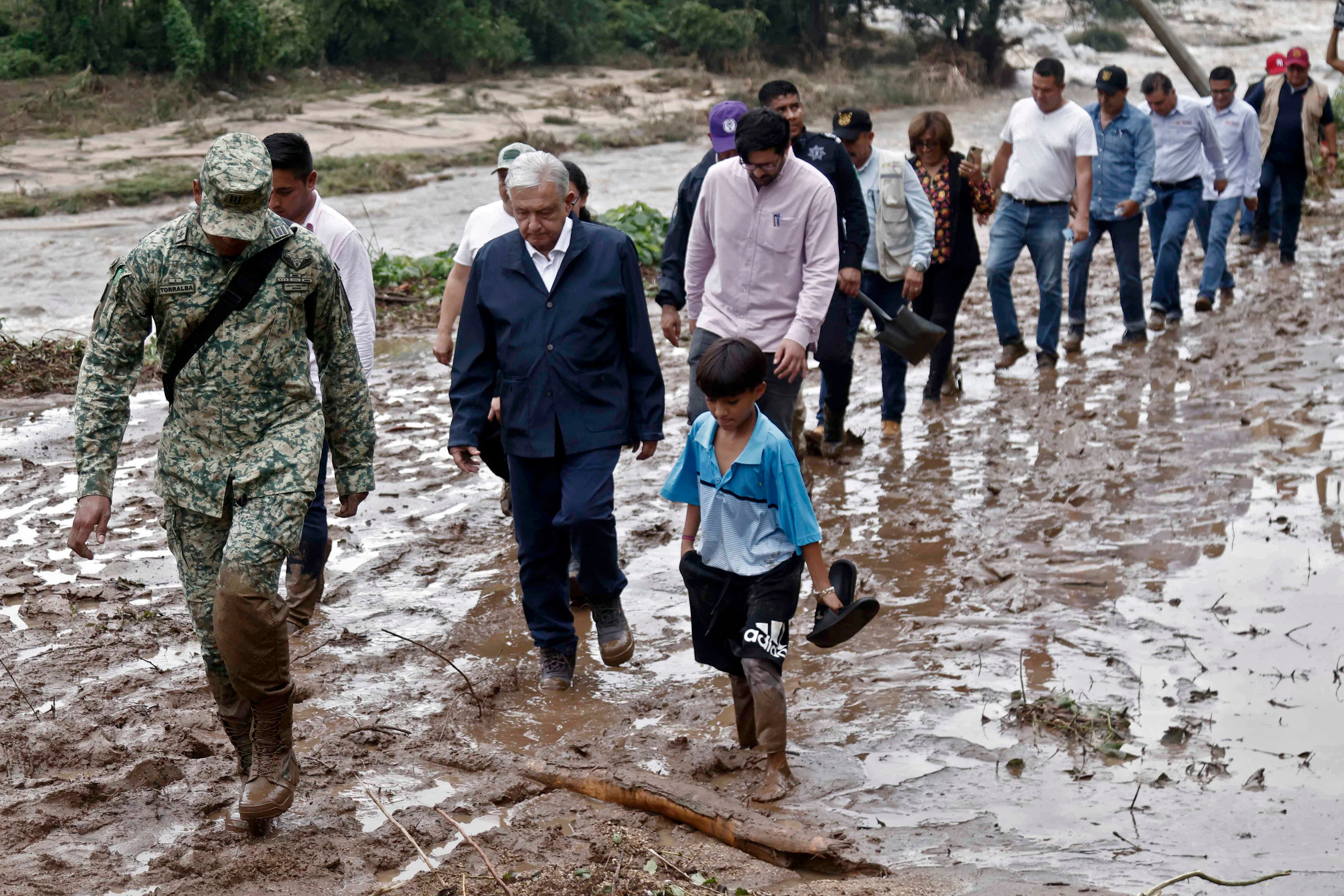 AMLO llegó a Acapulco gracias a un aventón
