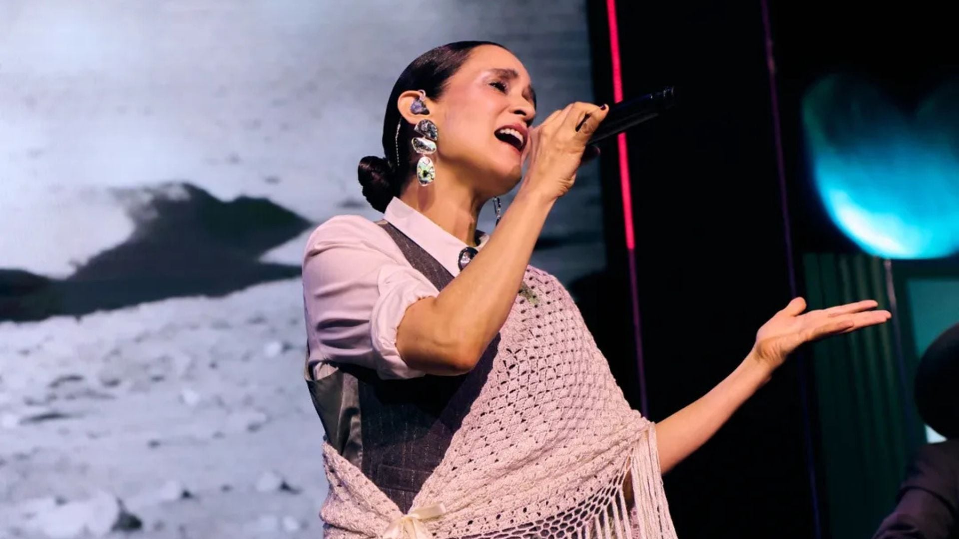 ¿A qué hora termina el concierto de Julieta Venegas en el Auditorio Nacional? Horario del 17 de junio