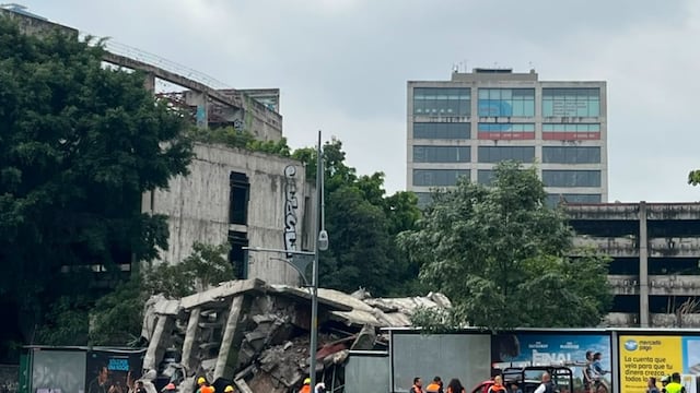 Colapsa estructura durante demolición en Viaducto, en Miguel Hidalgo