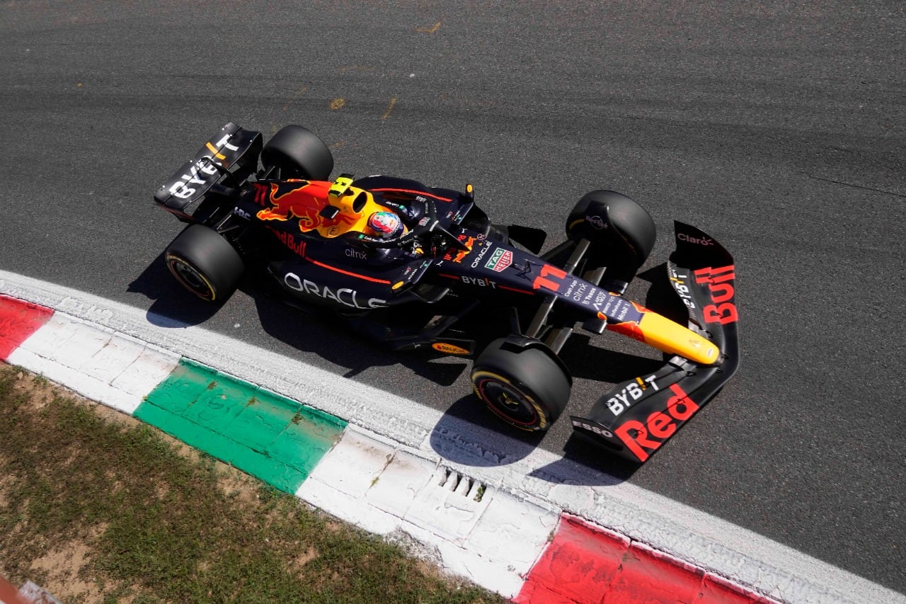 Checo Pérez en Italia