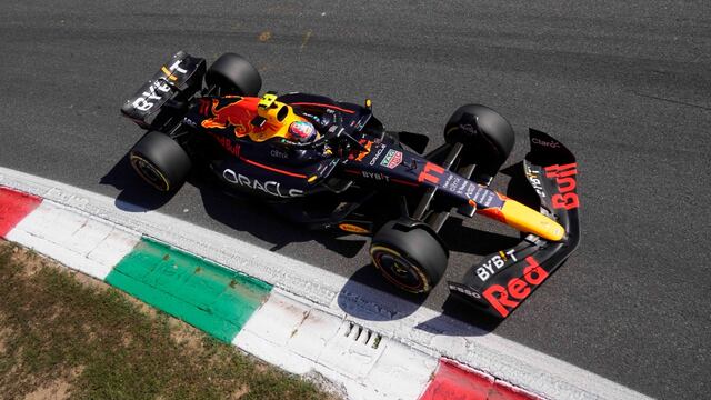 Checo Pérez en Italia