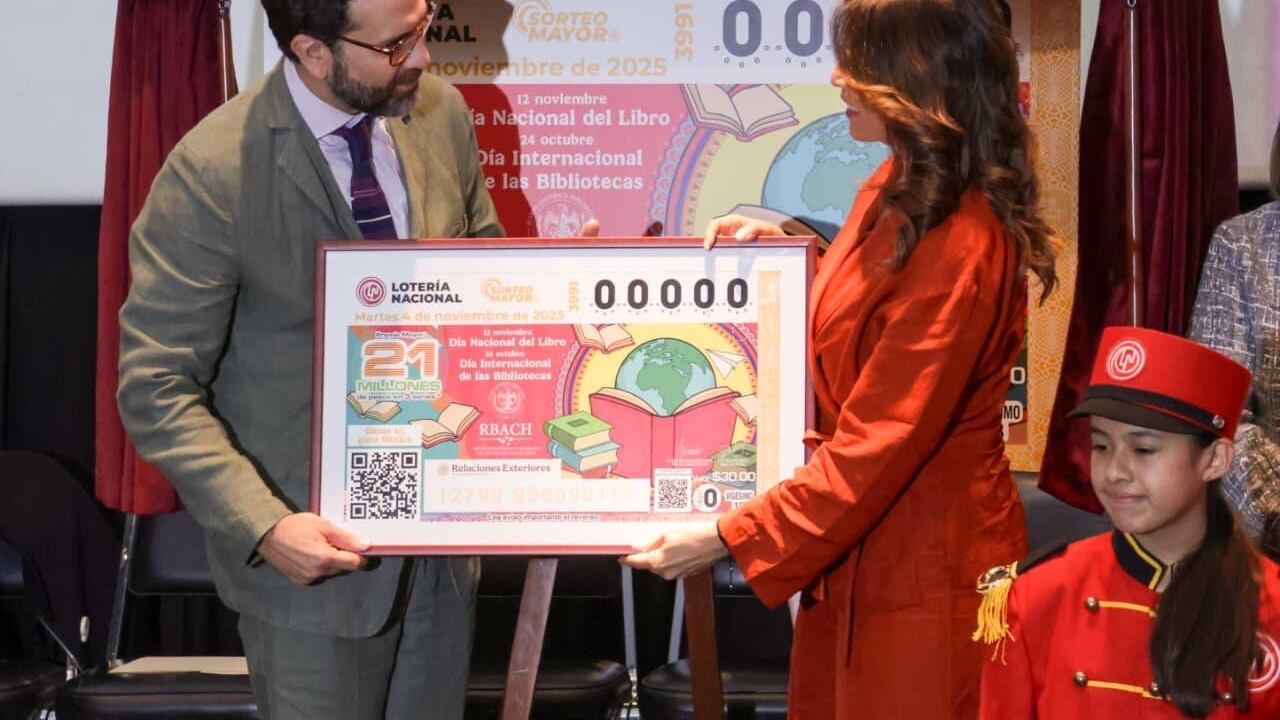 Olivia Salomón celebra el Día Internacional de las Bibliotecas y el Día Nacional del Libro