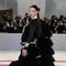 ¿Quién es Karlie Kloss, la súper modelo que anunció que está embarazada en la Met Gala 2023?