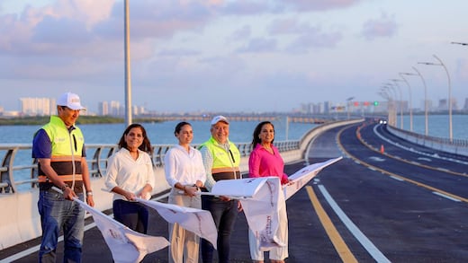 Ana Paty Peralta y Mara Lezama abren el Puente Vehicular Nichupté en Cancún