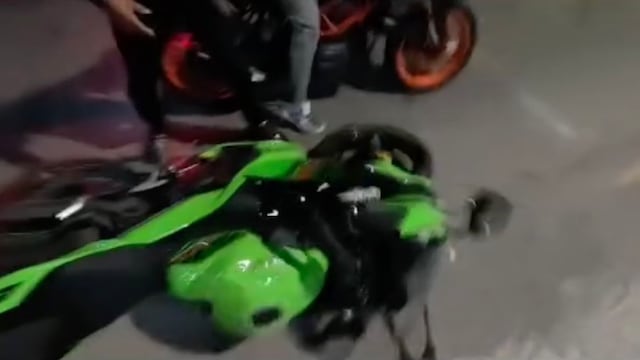 Roban moto a hombre cuando iba de regreso a su casa en Ecatepec