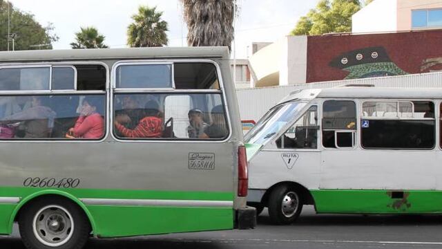 Agresión sexual en combi