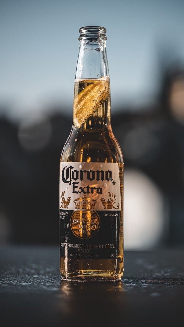 Cerveza 'Corona Extra'.