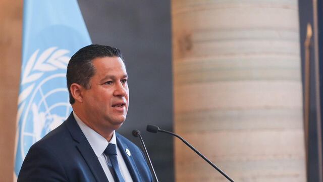 Diego Sinhue Rodríguez, reconocimiento a los tapetes de Uriangato