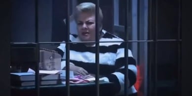 Paquita la del Barrio encarcelada en capítulo de La familia P. Luche.