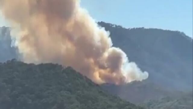 ¿Qué pasa en Valle de Bravo? Reportan fuerte incendio forestal en San Juan Atezcapan