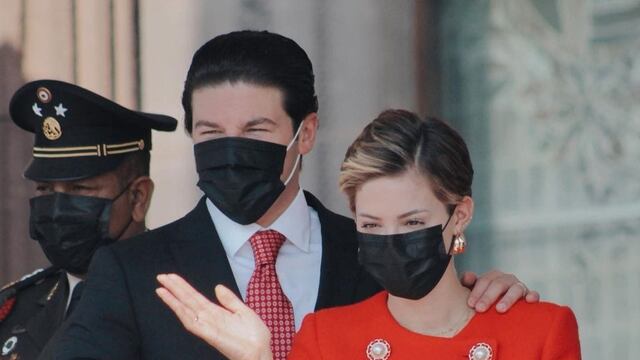 Samuel García y Mariana Rodríguez