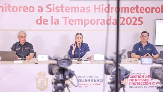 Evelyn Salgado da seguimiento al paso de Flossie en costas de Guerrero