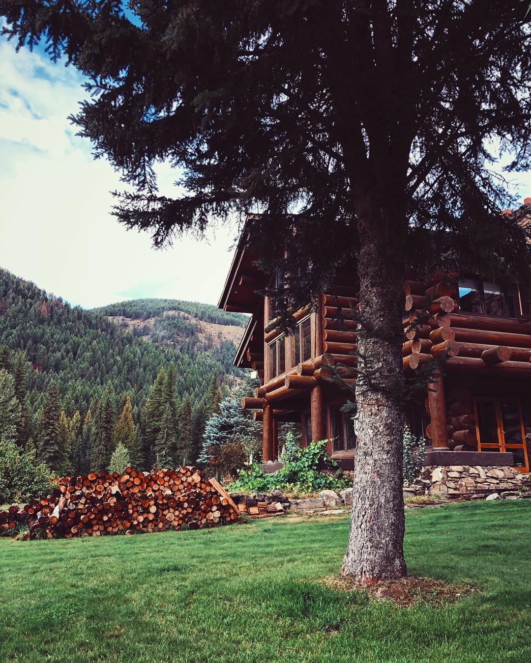 ¿Dónde vive Elán? La influencer que se hizo famosa por sus consejos