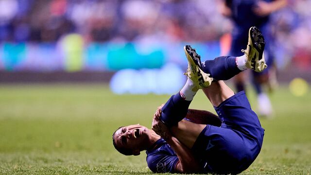 Uriel Antuna, en un partido de la Liga MX.
