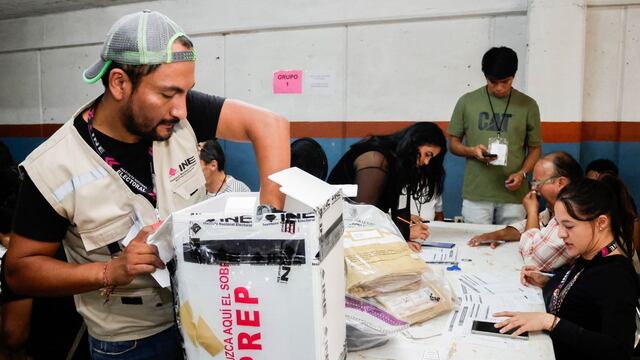 Personal del INE realizó conteo de actas y votos de la elección federal del domingo pasado