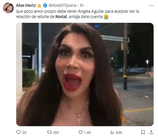 Memes de Ángela Aguilar y Christian Nodal