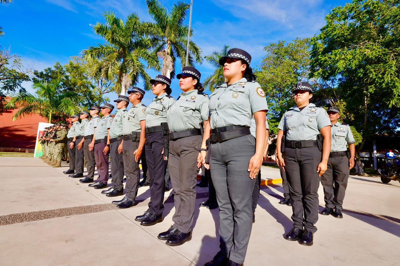 Sinaloa impulsa seguridad con inversiones históricas y reconocimiento a policías