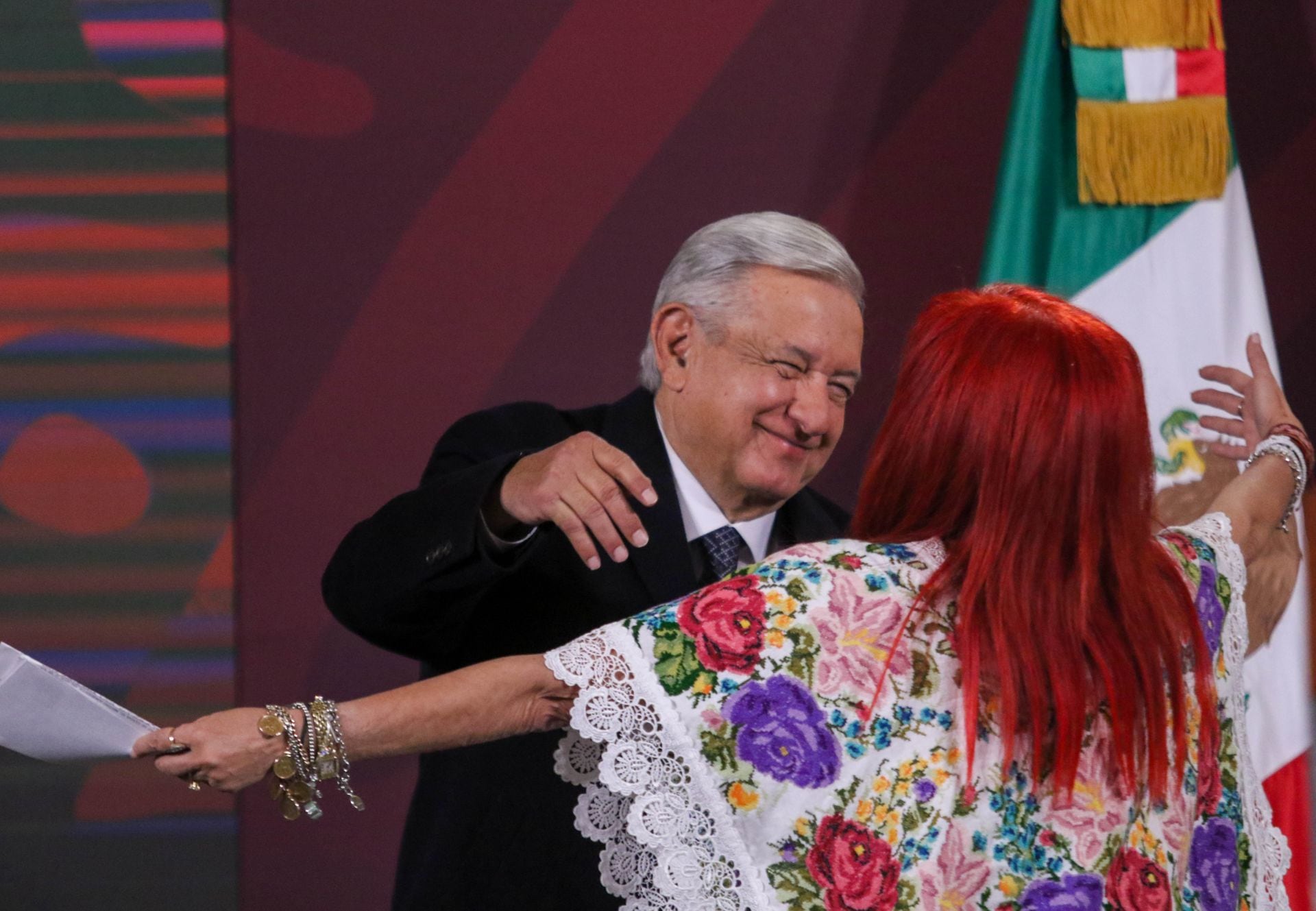 AMLO y Layda Sansores