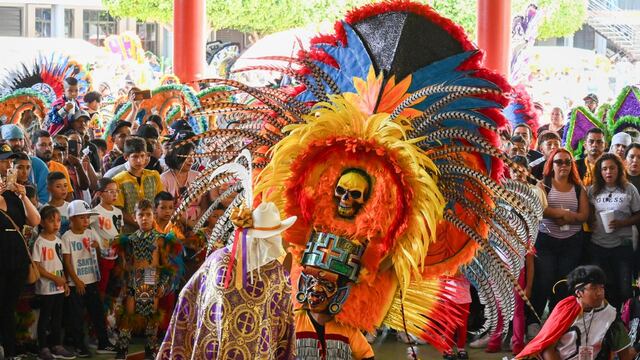 Danza guerrera de los Tlahualiles en Michoacán