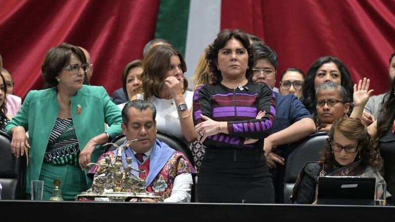 Video del pleito entre Ivonne Ortega y Sergio Gutiérrez Luna tras la votación por desafuero de Cuauhtémoc Blanco