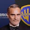Joaquin Phoenix y más de mil actores rechazan control de Paramount sobre Warner Bros.