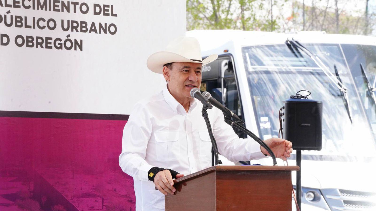Alfonso Durazo cumple en Cajeme con transporte digno y jornada de vacunación