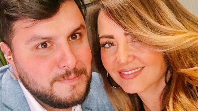 Andrea Legarreta y Paul Stanley