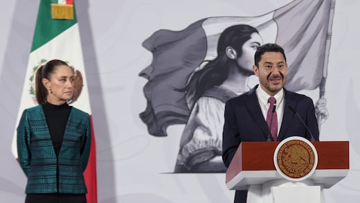 Martí Batres destaca avances del ISSSTE en abasto de medicamentos e infraestructura