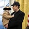 Hijo X de Elon Musk pide a reportero que se calle durante conferencia de prensa con Donald Trump