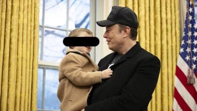 Hijo X de Elon Musk roba atención en conferencia de prensa de Donald Trump