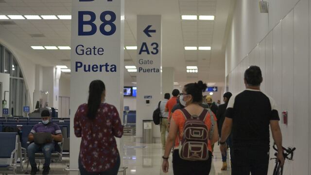 Pasajeros en el AIFA