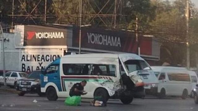 Choque de combi en vía López Portillo