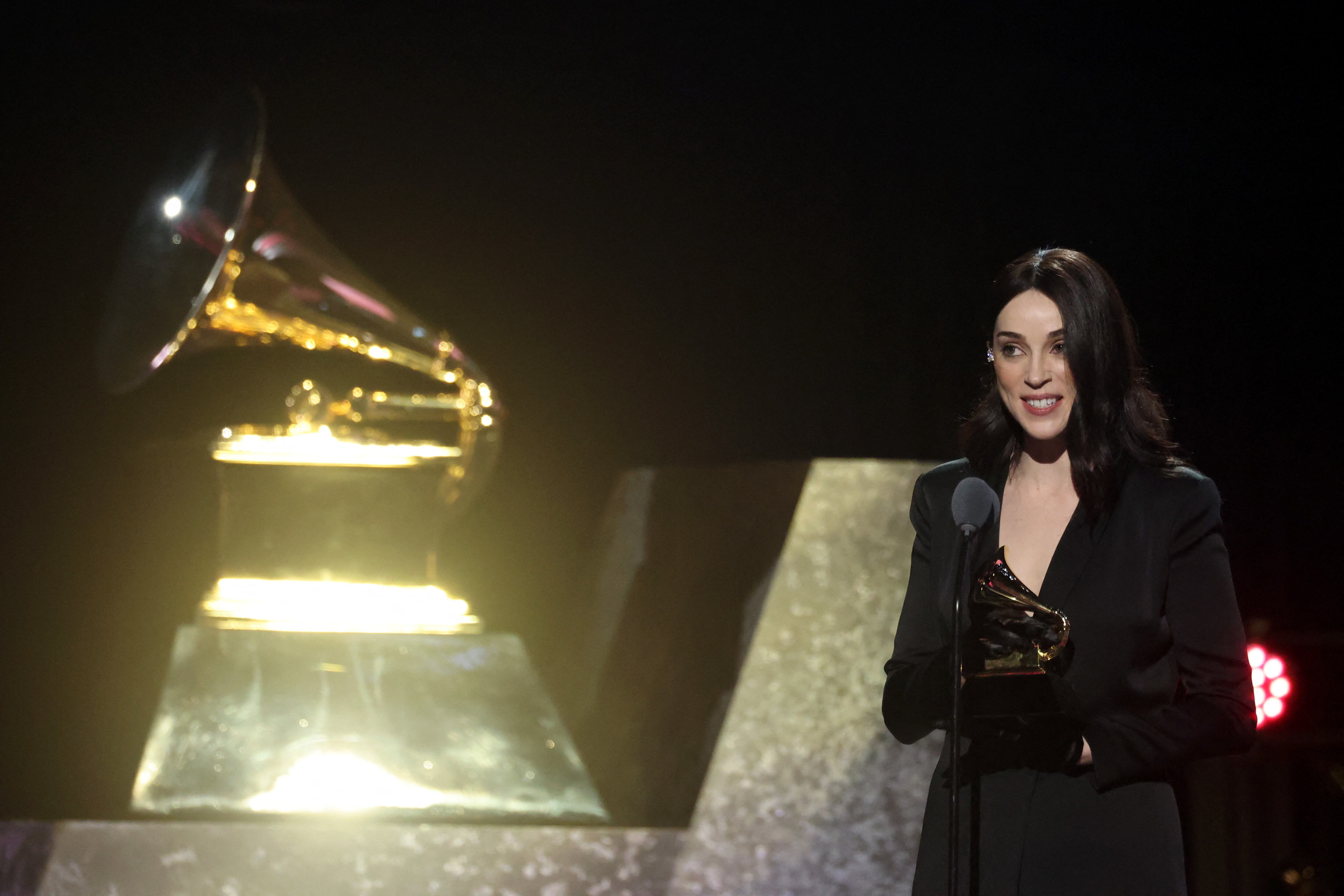 St. Vincent, ganadora Premios Grammy 2025