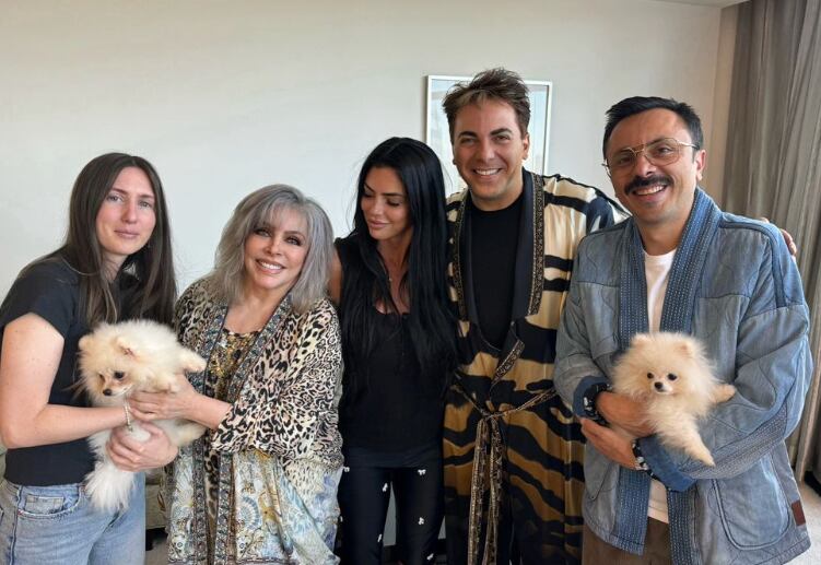 Cristian Castro visitó a Verónica Castro