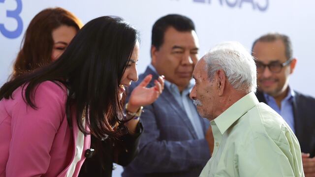 Lía Limón premia a trabajadores de Álvaro Obregón